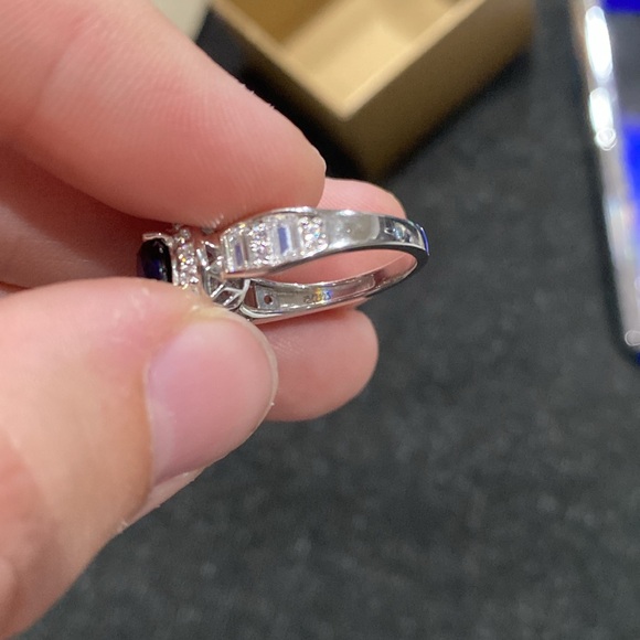 Sterling silver cubic zirconia created sapphire ring size 5 - Picture 4 of 8